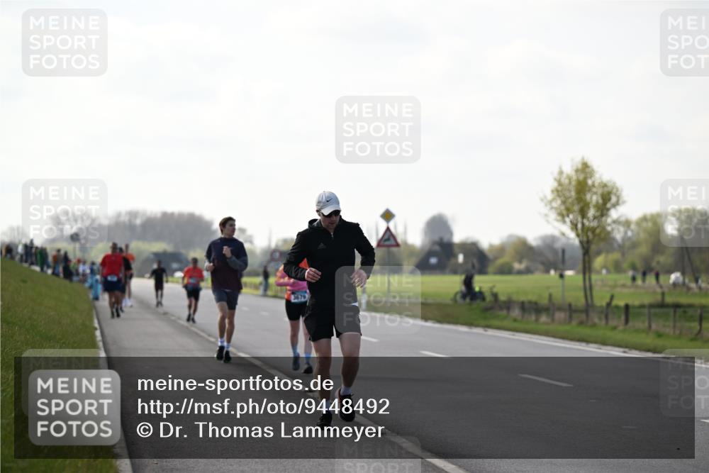 12.04.2026 - 45. Internationalen Wilhelmsburger Insellauf Dr. Thomas Lammeyer http://msf.ph/oto/9448492 12.04.2026 10:34:59 Laufen 3679 meine-sportfotos.de