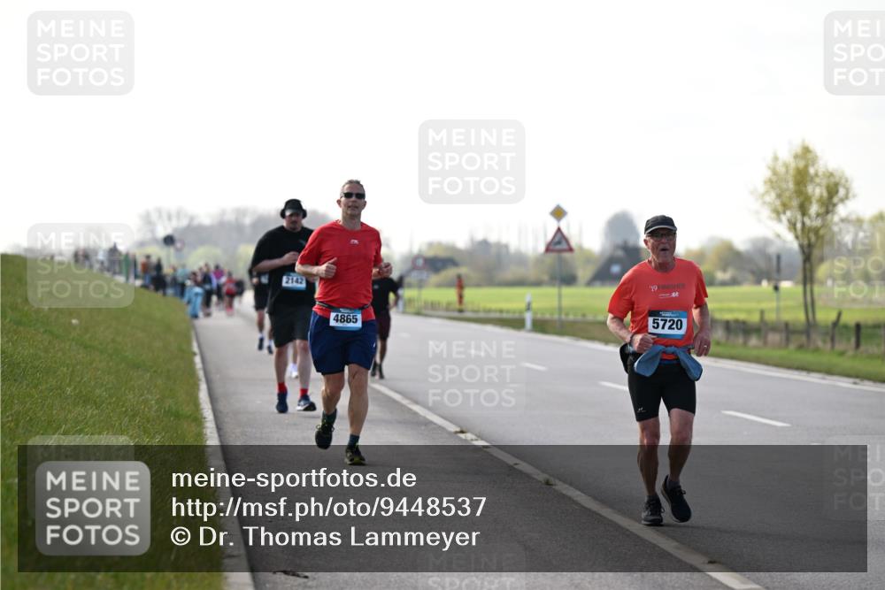 12.04.2026 - 45. Internationalen Wilhelmsburger Insellauf Dr. Thomas Lammeyer http://msf.ph/oto/9448537 12.04.2026 10:35:14 Laufen 2142, 4865, 19, 5720 meine-sportfotos.de