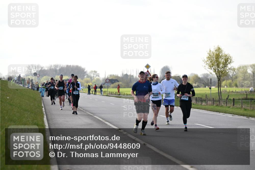 12.04.2026 - 45. Internationalen Wilhelmsburger Insellauf Dr. Thomas Lammeyer http://msf.ph/oto/9448609 12.04.2026 10:35:39 Laufen 2567, 4624, 3333, 3660, 2422, 3910 meine-sportfotos.de