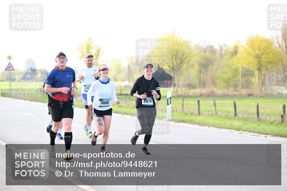 12.04.2026 - 45. Internationalen Wilhelmsburger Insellauf Dr. Thomas Lammeyer http://msf.ph/oto/9448621 12.04.2026 10:35:42 Laufen 242, 3660, 3910 meine-sportfotos.de