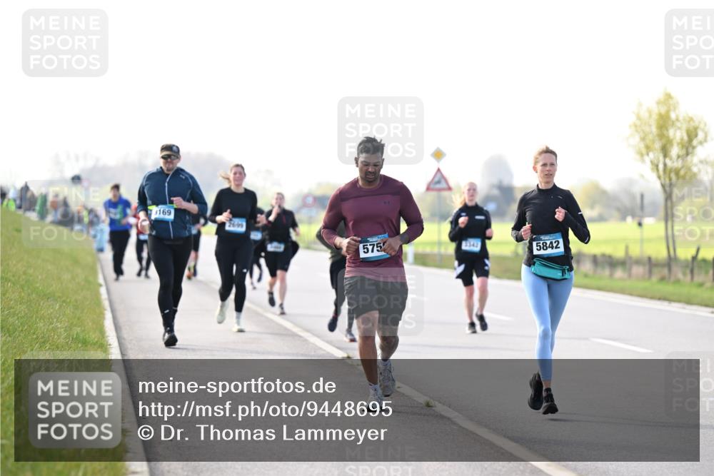 12.04.2026 - 45. Internationalen Wilhelmsburger Insellauf Dr. Thomas Lammeyer http://msf.ph/oto/9448695 12.04.2026 10:36:02 Laufen 169, 2699, 575, 3342, 5842 meine-sportfotos.de