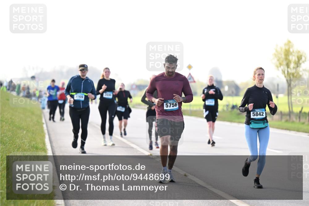 12.04.2026 - 45. Internationalen Wilhelmsburger Insellauf Dr. Thomas Lammeyer http://msf.ph/oto/9448699 12.04.2026 10:36:03 Laufen 3169, 5756, 5842 meine-sportfotos.de