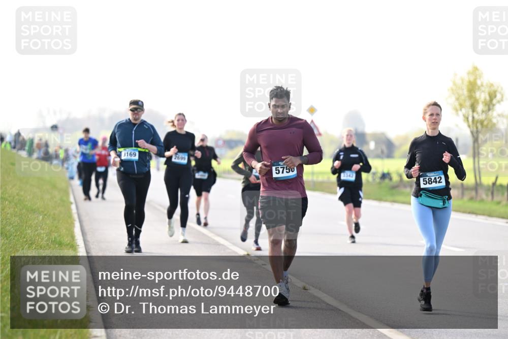 12.04.2026 - 45. Internationalen Wilhelmsburger Insellauf Dr. Thomas Lammeyer http://msf.ph/oto/9448700 12.04.2026 10:36:03 Laufen 3169, 2699, 5750, 5842 meine-sportfotos.de
