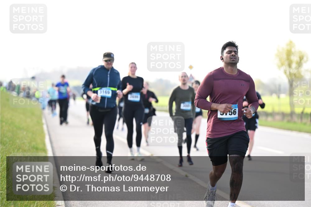 12.04.2026 - 45. Internationalen Wilhelmsburger Insellauf Dr. Thomas Lammeyer http://msf.ph/oto/9448708 12.04.2026 10:36:05 Laufen 3169, 5756 meine-sportfotos.de