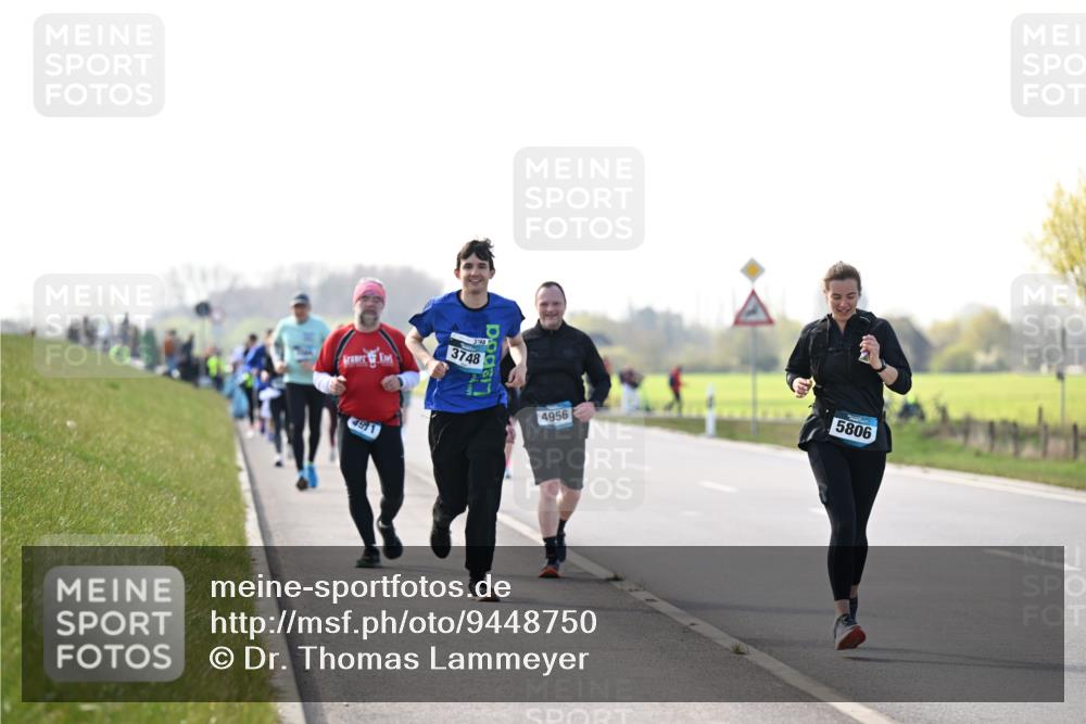 12.04.2026 - 45. Internationalen Wilhelmsburger Insellauf Dr. Thomas Lammeyer http://msf.ph/oto/9448750 12.04.2026 10:36:13 Laufen 3748, 3748, 4911, 4956, 5806 meine-sportfotos.de