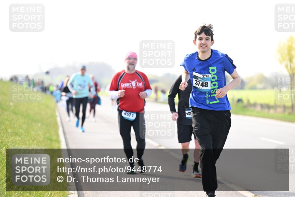12.04.2026 - 45. Internationalen Wilhelmsburger Insellauf Dr. Thomas Lammeyer http://msf.ph/oto/9448774 12.04.2026 10:36:17 Laufen 4911, 3748, 3748 meine-sportfotos.de