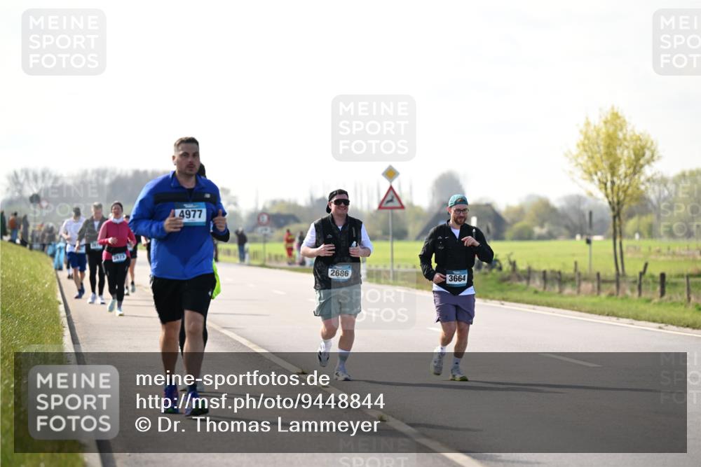 12.04.2026 - 45. Internationalen Wilhelmsburger Insellauf Dr. Thomas Lammeyer http://msf.ph/oto/9448844 12.04.2026 10:36:32 Laufen 2673, 4977, 2686, 3664 meine-sportfotos.de