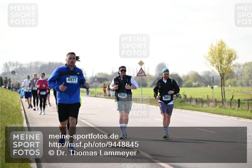 12.04.2026 - 45. Internationalen Wilhelmsburger Insellauf Dr. Thomas Lammeyer http://msf.ph/oto/9448845 12.04.2026 10:36:32 Laufen 4977, 2686, 3664 meine-sportfotos.de