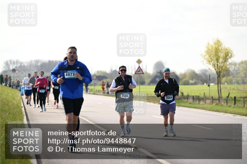 12.04.2026 - 45. Internationalen Wilhelmsburger Insellauf Dr. Thomas Lammeyer http://msf.ph/oto/9448847 12.04.2026 10:36:32 Laufen 2073, 4977, 2686, 3664 meine-sportfotos.de