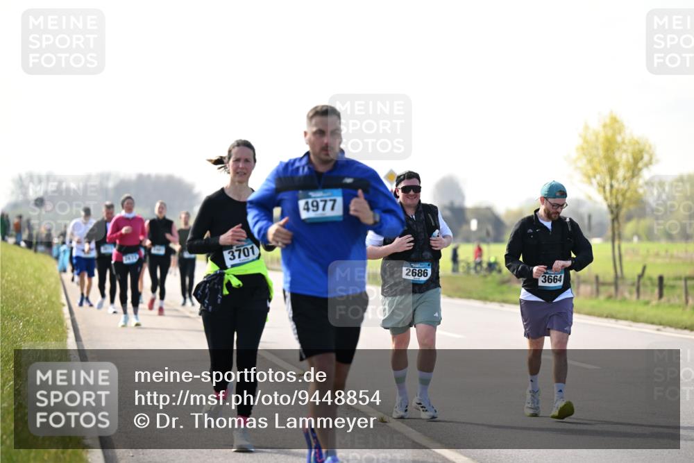 12.04.2026 - 45. Internationalen Wilhelmsburger Insellauf Dr. Thomas Lammeyer http://msf.ph/oto/9448854 12.04.2026 10:36:33 Laufen 3701, 4977, 2686, 3664 meine-sportfotos.de