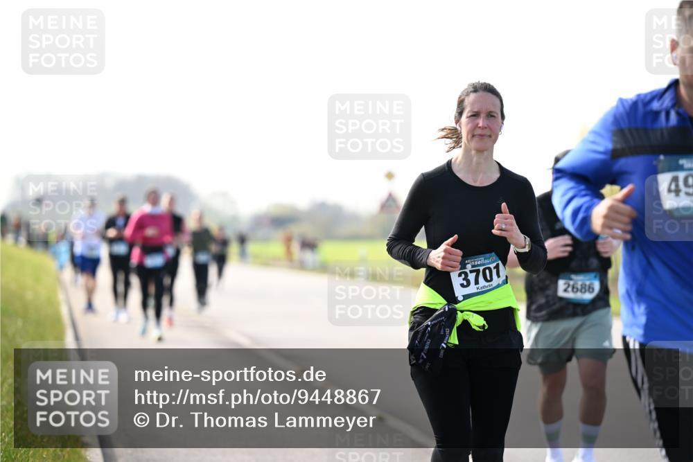 12.04.2026 - 45. Internationalen Wilhelmsburger Insellauf Dr. Thomas Lammeyer http://msf.ph/oto/9448867 12.04.2026 10:36:36 Laufen 45, 3701, 2686, 49 meine-sportfotos.de