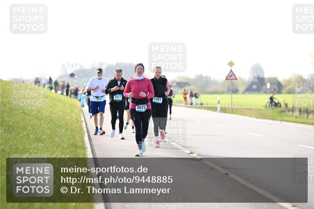 12.04.2026 - 45. Internationalen Wilhelmsburger Insellauf Dr. Thomas Lammeyer http://msf.ph/oto/9448885 12.04.2026 10:36:39 Laufen 5741, 2811, 2673, 2481 meine-sportfotos.de