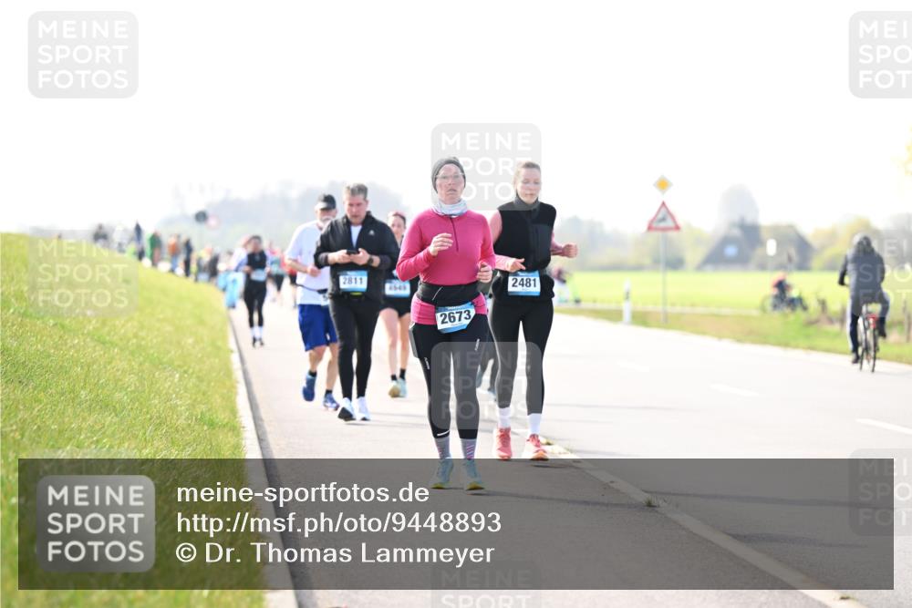 12.04.2026 - 45. Internationalen Wilhelmsburger Insellauf Dr. Thomas Lammeyer http://msf.ph/oto/9448893 12.04.2026 10:36:40 Laufen 2811, 2673, 2481 meine-sportfotos.de