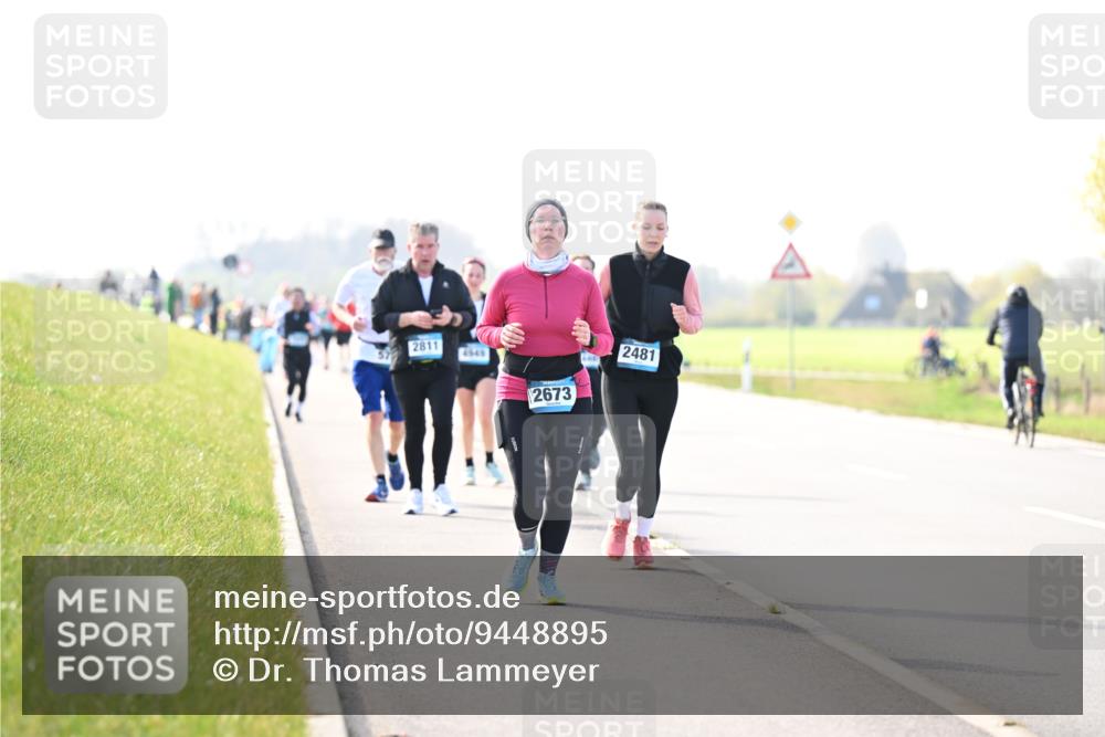 12.04.2026 - 45. Internationalen Wilhelmsburger Insellauf Dr. Thomas Lammeyer http://msf.ph/oto/9448895 12.04.2026 10:36:41 Laufen 2811, 4545, 2481, 2673 meine-sportfotos.de