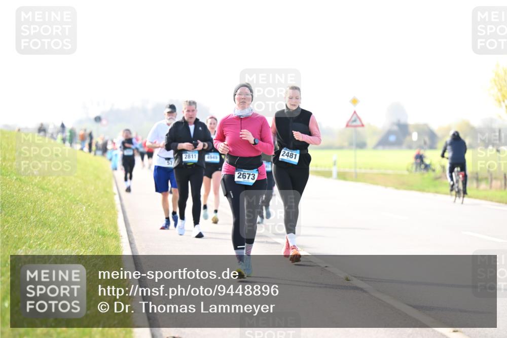 12.04.2026 - 45. Internationalen Wilhelmsburger Insellauf Dr. Thomas Lammeyer http://msf.ph/oto/9448896 12.04.2026 10:36:41 Laufen 2811, 4545, 2673, 2481 meine-sportfotos.de