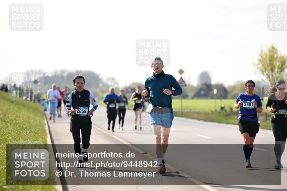 12.04.2026 - 45. Internationalen Wilhelmsburger Insellauf Dr. Thomas Lammeyer http://msf.ph/oto/9448942 12.04.2026 10:36:53 Laufen 2859, 2601 meine-sportfotos.de