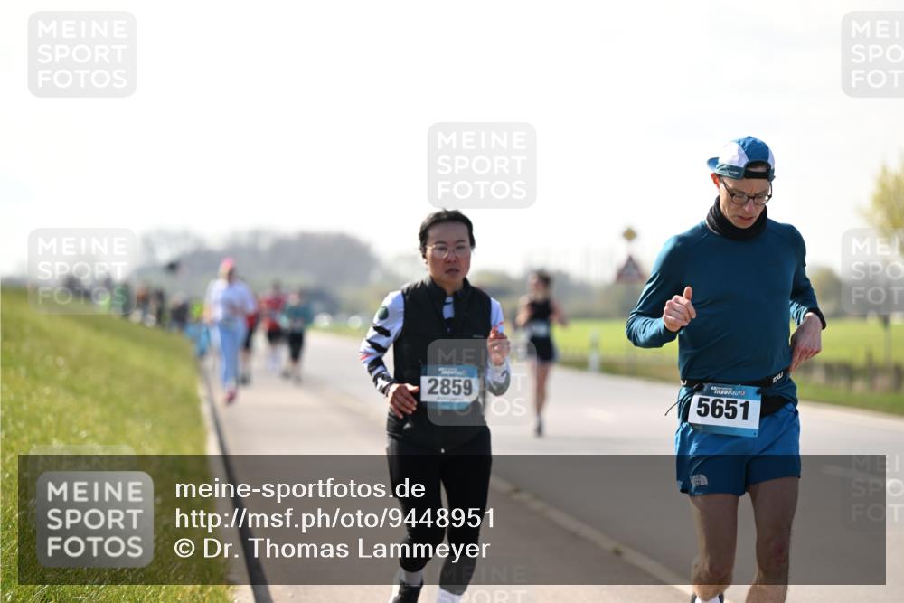 12.04.2026 - 45. Internationalen Wilhelmsburger Insellauf Dr. Thomas Lammeyer http://msf.ph/oto/9448951 12.04.2026 10:36:55 Laufen 2859, 5651 meine-sportfotos.de