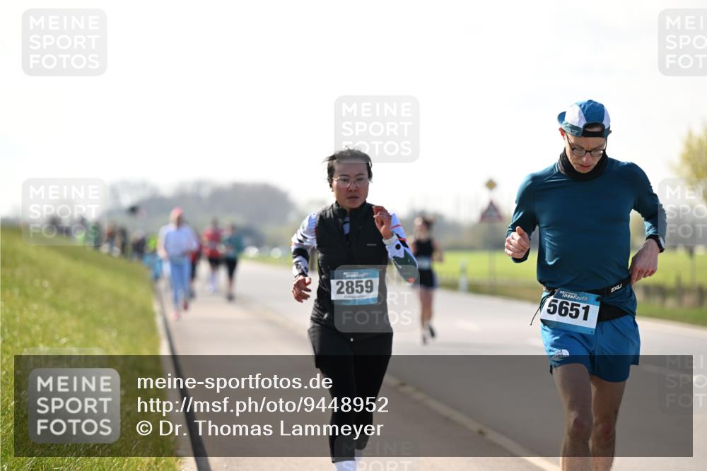 12.04.2026 - 45. Internationalen Wilhelmsburger Insellauf Dr. Thomas Lammeyer http://msf.ph/oto/9448952 12.04.2026 10:36:55 Laufen 2859, 5651 meine-sportfotos.de