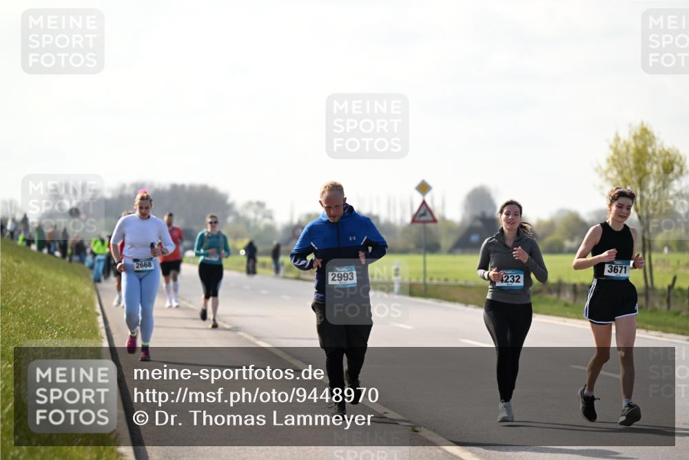 12.04.2026 - 45. Internationalen Wilhelmsburger Insellauf Dr. Thomas Lammeyer http://msf.ph/oto/9448970 12.04.2026 10:37:02 Laufen 2668, 2993, 4232, 3671 meine-sportfotos.de
