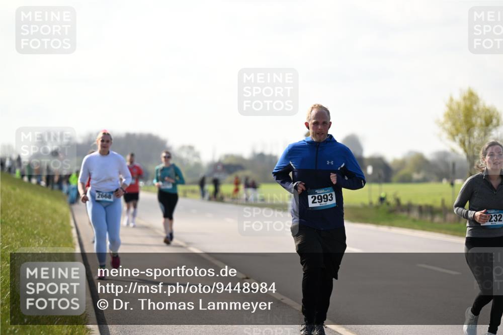 12.04.2026 - 45. Internationalen Wilhelmsburger Insellauf Dr. Thomas Lammeyer http://msf.ph/oto/9448984 12.04.2026 10:37:04 Laufen 2668, 2993, 232 meine-sportfotos.de