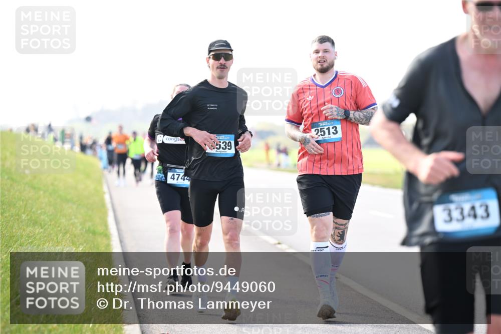 12.04.2026 - 45. Internationalen Wilhelmsburger Insellauf Dr. Thomas Lammeyer http://msf.ph/oto/9449060 12.04.2026 10:37:18 Laufen 539, 2513, 4744, 3343 meine-sportfotos.de