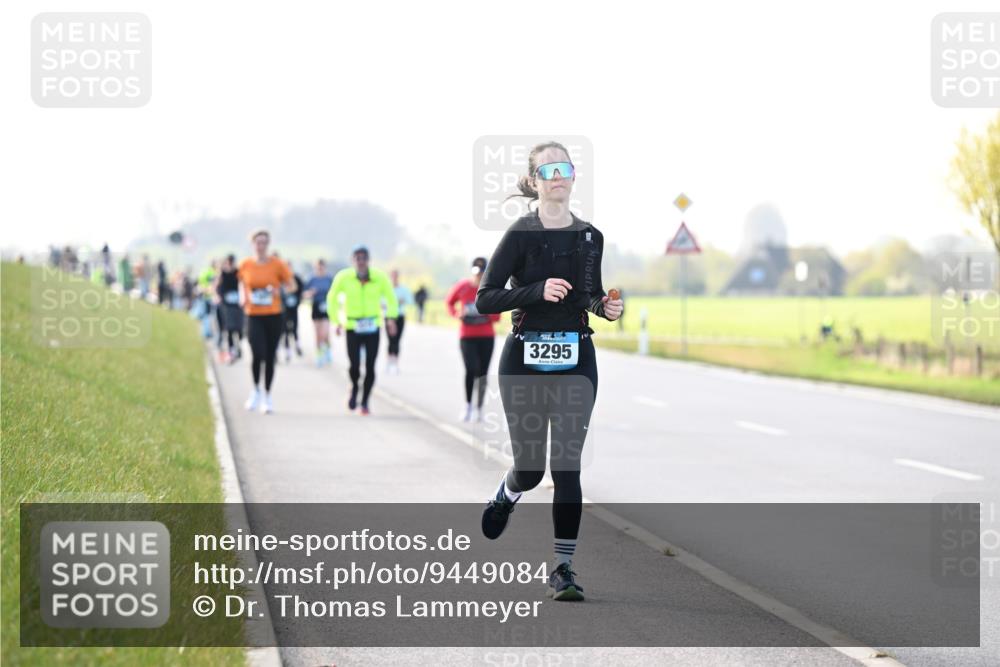 12.04.2026 - 45. Internationalen Wilhelmsburger Insellauf Dr. Thomas Lammeyer http://msf.ph/oto/9449084 12.04.2026 10:37:25 Laufen 3295 meine-sportfotos.de
