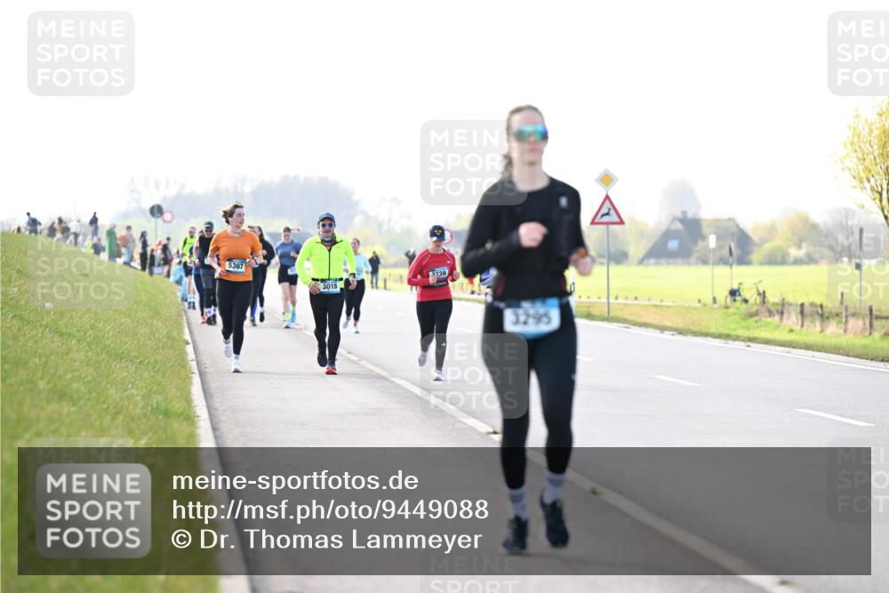 12.04.2026 - 45. Internationalen Wilhelmsburger Insellauf Dr. Thomas Lammeyer http://msf.ph/oto/9449088 12.04.2026 10:37:26 Laufen 5367, 3018, 3239, 3295 meine-sportfotos.de