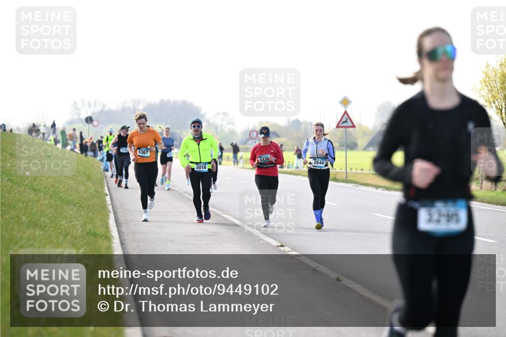 12.04.2026 - 45. Internationalen Wilhelmsburger Insellauf Dr. Thomas Lammeyer http://msf.ph/oto/9449102 12.04.2026 10:37:28 Laufen 2546, 5367, 3239, 3018, 2644, 3, 2, 95 meine-sportfotos.de