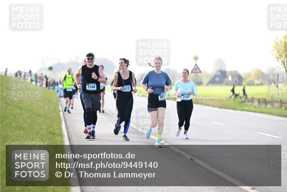 12.04.2026 - 45. Internationalen Wilhelmsburger Insellauf Dr. Thomas Lammeyer http://msf.ph/oto/9449140 12.04.2026 10:37:40 Laufen 2346, 2612, 3071, 2590 meine-sportfotos.de
