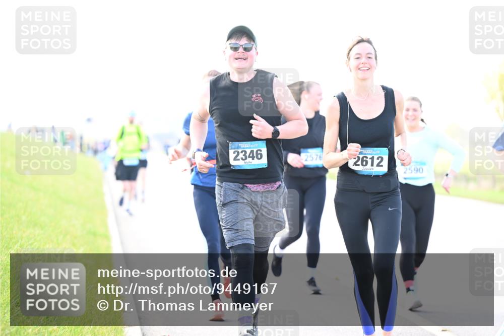 12.04.2026 - 45. Internationalen Wilhelmsburger Insellauf Dr. Thomas Lammeyer http://msf.ph/oto/9449167 12.04.2026 10:37:44 Laufen 2346, 2576, 2612, 2590 meine-sportfotos.de