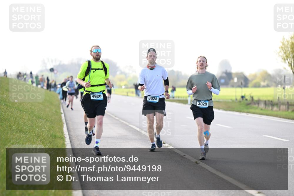 12.04.2026 - 45. Internationalen Wilhelmsburger Insellauf Dr. Thomas Lammeyer http://msf.ph/oto/9449198 12.04.2026 10:37:49 Laufen 4920, 161, 3028, 3029 meine-sportfotos.de