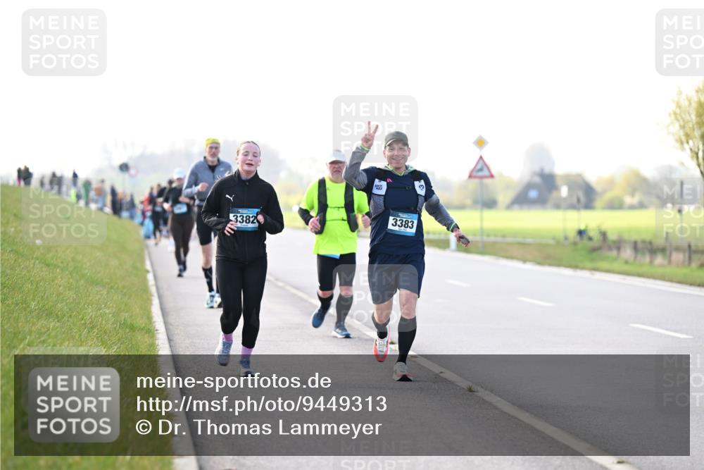 12.04.2026 - 45. Internationalen Wilhelmsburger Insellauf Dr. Thomas Lammeyer http://msf.ph/oto/9449313 12.04.2026 10:38:09 Laufen 3383, 3382 meine-sportfotos.de