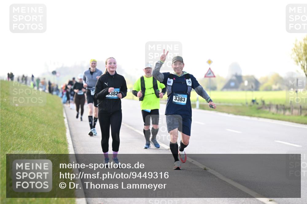 12.04.2026 - 45. Internationalen Wilhelmsburger Insellauf Dr. Thomas Lammeyer http://msf.ph/oto/9449316 12.04.2026 10:38:10 Laufen 8382, 3383 meine-sportfotos.de