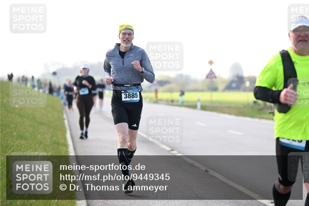12.04.2026 - 45. Internationalen Wilhelmsburger Insellauf Dr. Thomas Lammeyer http://msf.ph/oto/9449345 12.04.2026 10:38:15 Laufen 3885 meine-sportfotos.de