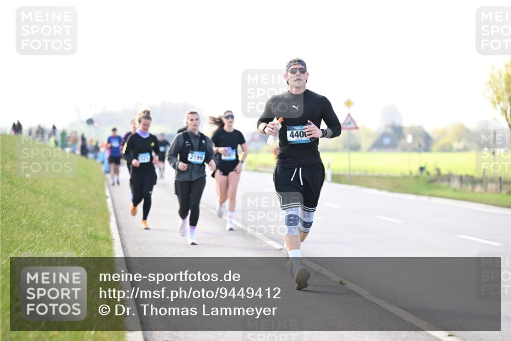 12.04.2026 - 45. Internationalen Wilhelmsburger Insellauf Dr. Thomas Lammeyer http://msf.ph/oto/9449412 12.04.2026 10:38:28 Laufen 2199, 4400 meine-sportfotos.de
