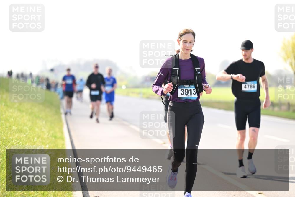 12.04.2026 - 45. Internationalen Wilhelmsburger Insellauf Dr. Thomas Lammeyer http://msf.ph/oto/9449465 12.04.2026 10:38:39 Laufen 3913, 4786 meine-sportfotos.de