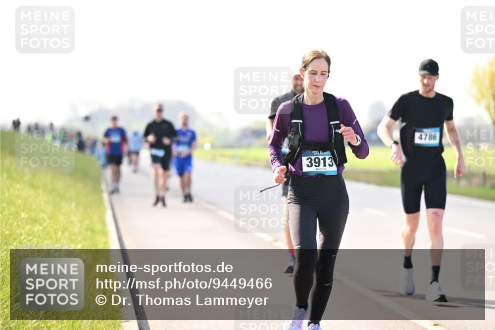 12.04.2026 - 45. Internationalen Wilhelmsburger Insellauf Dr. Thomas Lammeyer http://msf.ph/oto/9449466 12.04.2026 10:38:39 Laufen 4, 3913, 4786 meine-sportfotos.de