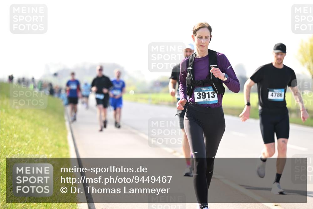 12.04.2026 - 45. Internationalen Wilhelmsburger Insellauf Dr. Thomas Lammeyer http://msf.ph/oto/9449467 12.04.2026 10:38:40 Laufen 3913, 4786 meine-sportfotos.de