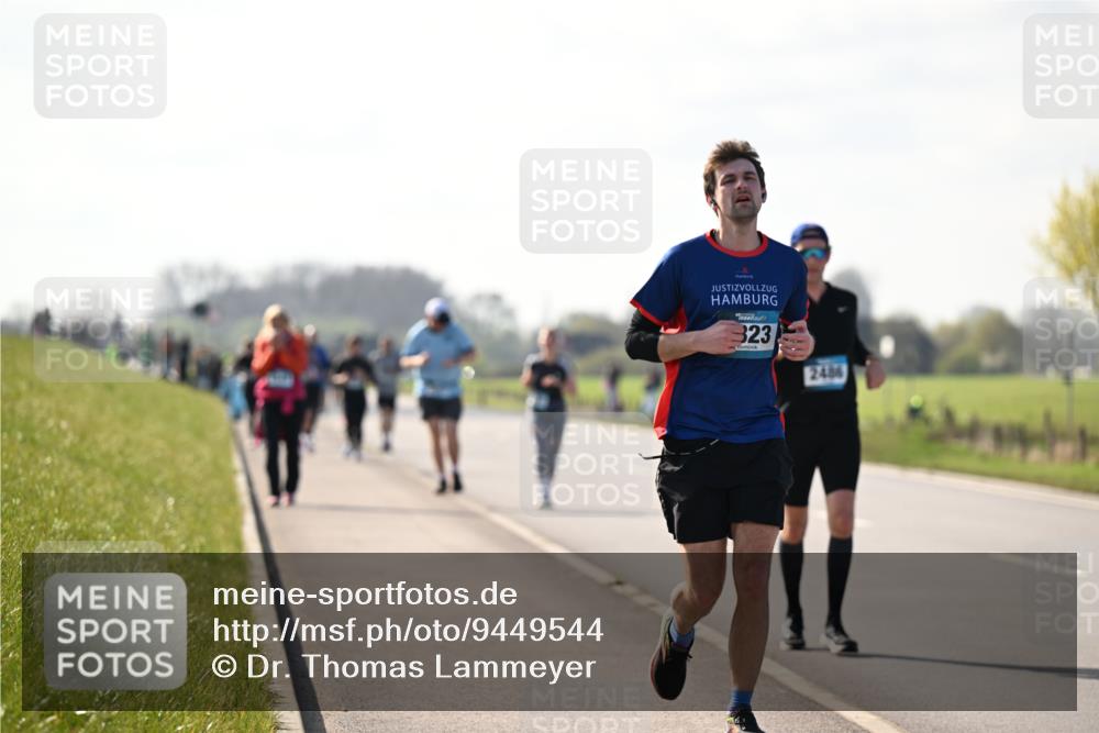 12.04.2026 - 45. Internationalen Wilhelmsburger Insellauf Dr. Thomas Lammeyer http://msf.ph/oto/9449544 12.04.2026 10:38:55 Laufen 823, 2486 meine-sportfotos.de