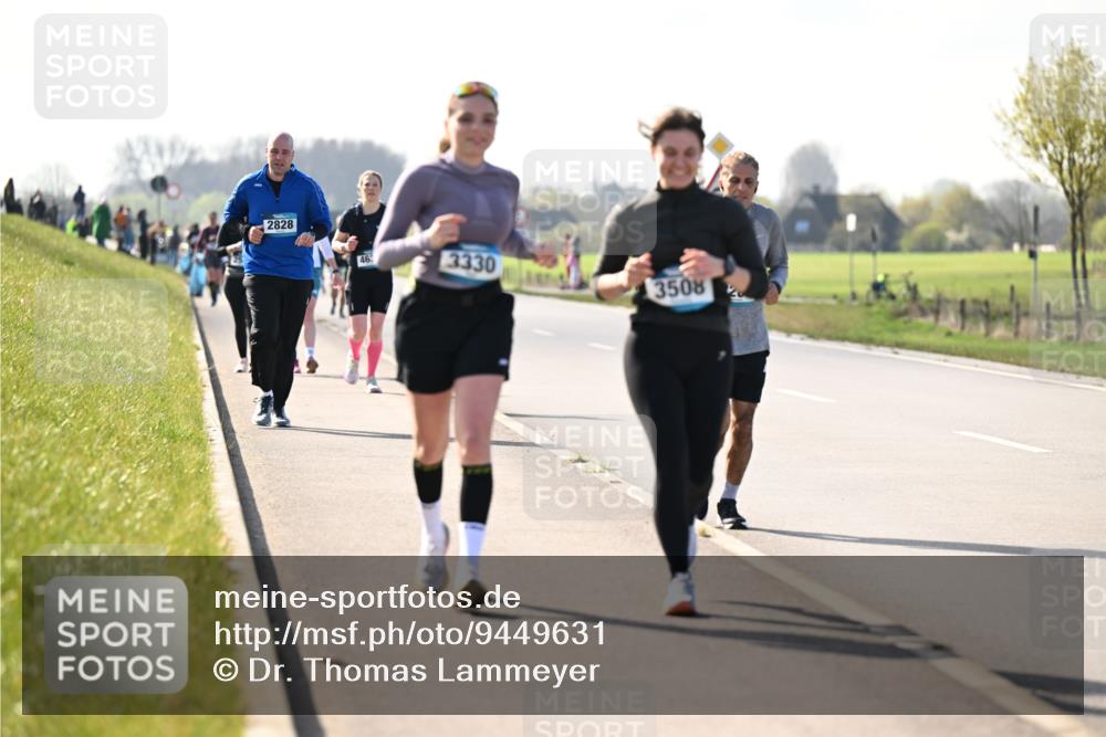 12.04.2026 - 45. Internationalen Wilhelmsburger Insellauf Dr. Thomas Lammeyer http://msf.ph/oto/9449631 12.04.2026 10:39:12 Laufen 2828, 46, 3330, 3508 meine-sportfotos.de