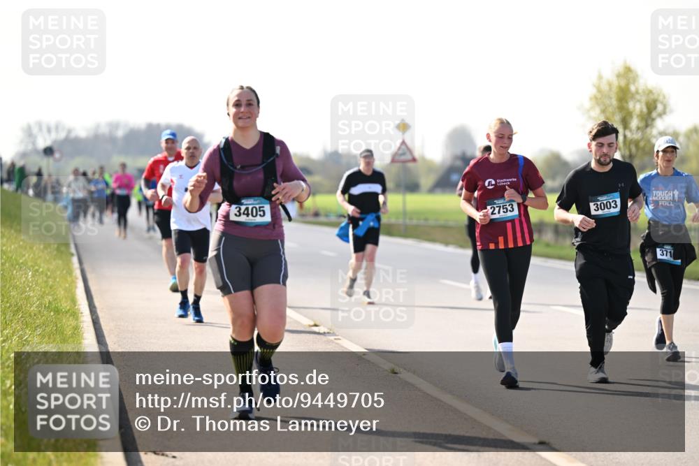 12.04.2026 - 45. Internationalen Wilhelmsburger Insellauf Dr. Thomas Lammeyer http://msf.ph/oto/9449705 12.04.2026 10:39:42 Laufen 3405, 2753, 3003, 371 meine-sportfotos.de