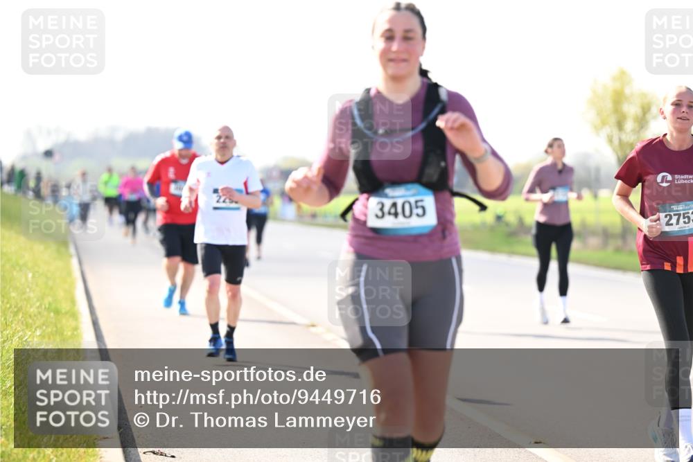 12.04.2026 - 45. Internationalen Wilhelmsburger Insellauf Dr. Thomas Lammeyer http://msf.ph/oto/9449716 12.04.2026 10:39:44 Laufen 3405, 2753 meine-sportfotos.de