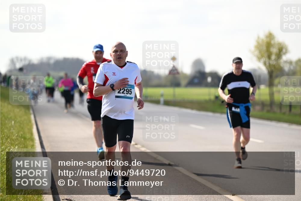 12.04.2026 - 45. Internationalen Wilhelmsburger Insellauf Dr. Thomas Lammeyer http://msf.ph/oto/9449720 12.04.2026 10:39:47 Laufen 2295 meine-sportfotos.de