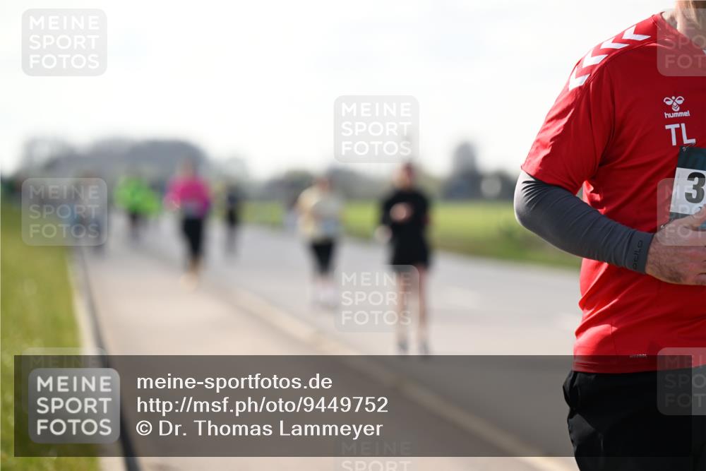 12.04.2026 - 45. Internationalen Wilhelmsburger Insellauf Dr. Thomas Lammeyer http://msf.ph/oto/9449752 12.04.2026 10:39:52 Laufen 3 meine-sportfotos.de