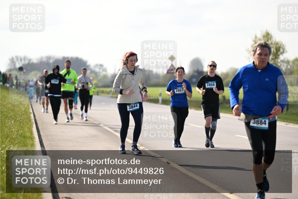 12.04.2026 - 45. Internationalen Wilhelmsburger Insellauf Dr. Thomas Lammeyer http://msf.ph/oto/9449826 12.04.2026 10:40:06 Laufen 305, 3844, 2867, 2868, 3884 meine-sportfotos.de