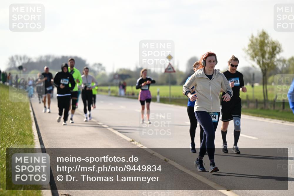 12.04.2026 - 45. Internationalen Wilhelmsburger Insellauf Dr. Thomas Lammeyer http://msf.ph/oto/9449834 12.04.2026 10:40:07 Laufen 44, 2068 meine-sportfotos.de