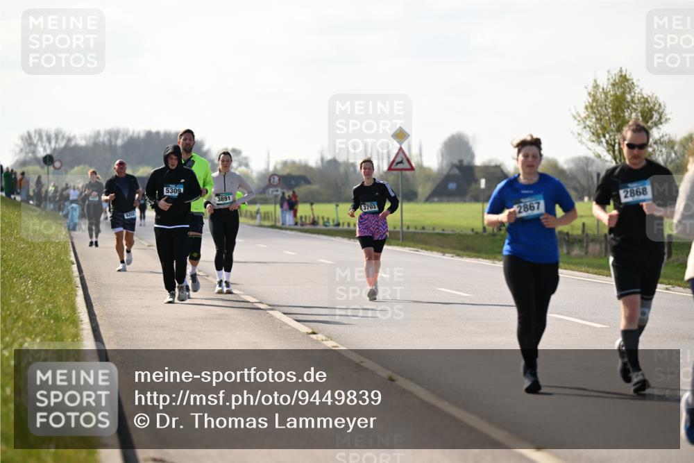 12.04.2026 - 45. Internationalen Wilhelmsburger Insellauf Dr. Thomas Lammeyer http://msf.ph/oto/9449839 12.04.2026 10:40:09 Laufen 3202, 5309, 3891, 3703, 2867, 2868 meine-sportfotos.de