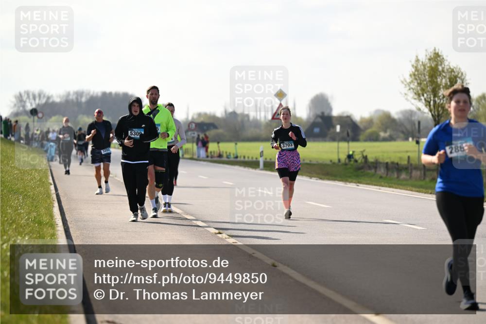 12.04.2026 - 45. Internationalen Wilhelmsburger Insellauf Dr. Thomas Lammeyer http://msf.ph/oto/9449850 12.04.2026 10:40:10 Laufen 3202, 5309, 3703, 286 meine-sportfotos.de