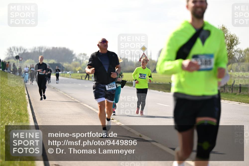 12.04.2026 - 45. Internationalen Wilhelmsburger Insellauf Dr. Thomas Lammeyer http://msf.ph/oto/9449896 12.04.2026 10:40:19 Laufen 3202, 25, 5616 meine-sportfotos.de