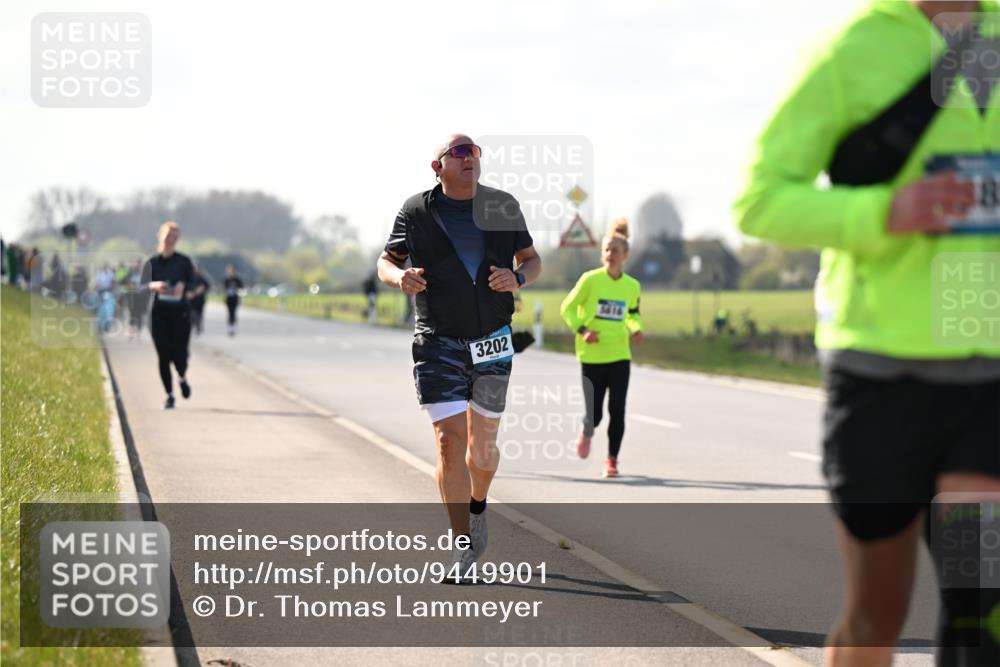 12.04.2026 - 45. Internationalen Wilhelmsburger Insellauf Dr. Thomas Lammeyer http://msf.ph/oto/9449901 12.04.2026 10:40:20 Laufen 3202 meine-sportfotos.de